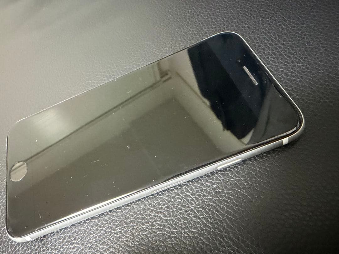 iPhone SE (第2世代) ホワイト 本体 64GB SIMフリー