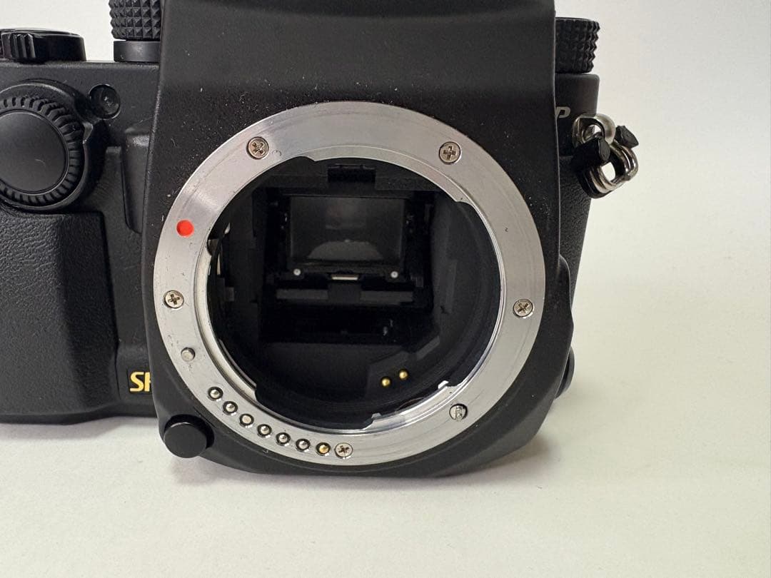 PENTAX KP デジタル一眼レフ ボディ　ペンタックス　撮影枚数2820枚