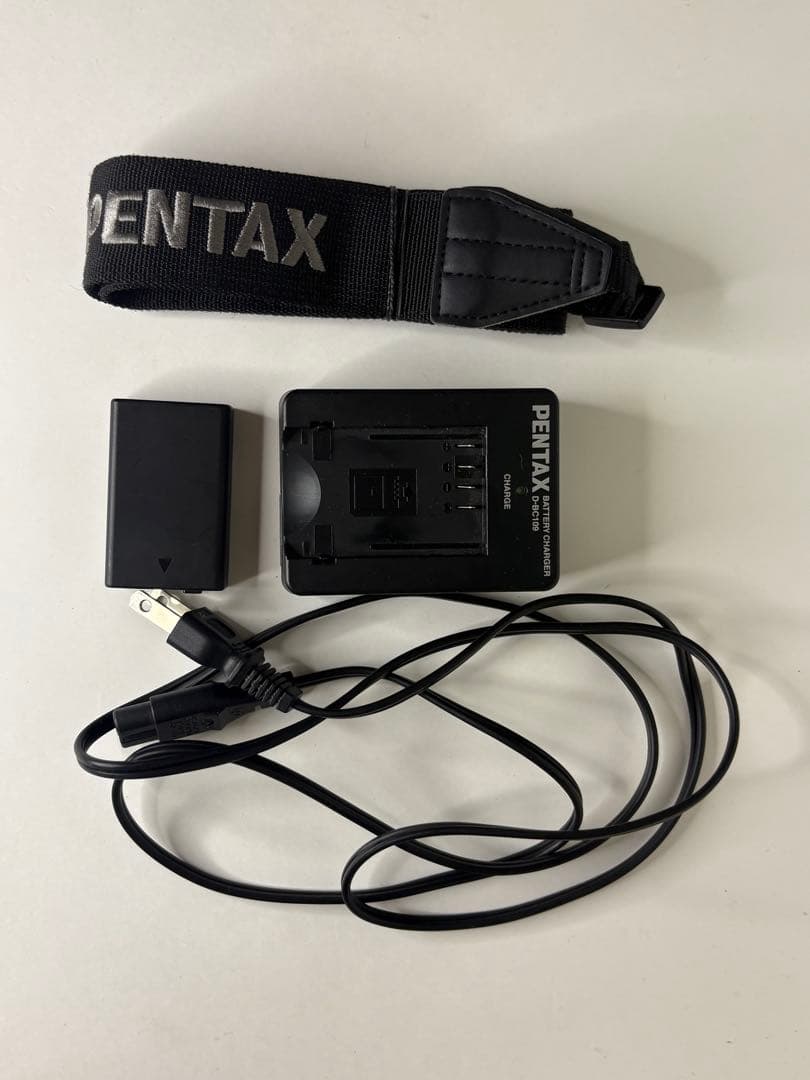 PENTAX KP デジタル一眼レフ ボディ　ペンタックス　撮影枚数2820枚