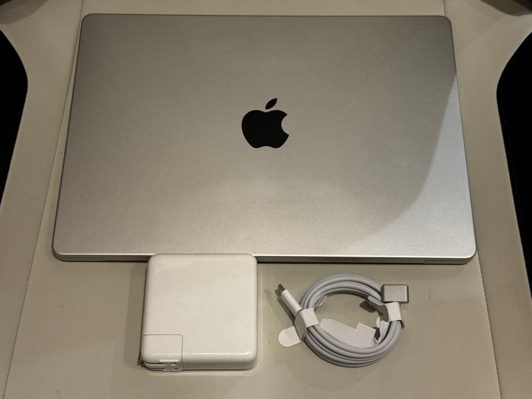 Apple MacBook Pro 14“ M1 Max 64GB US