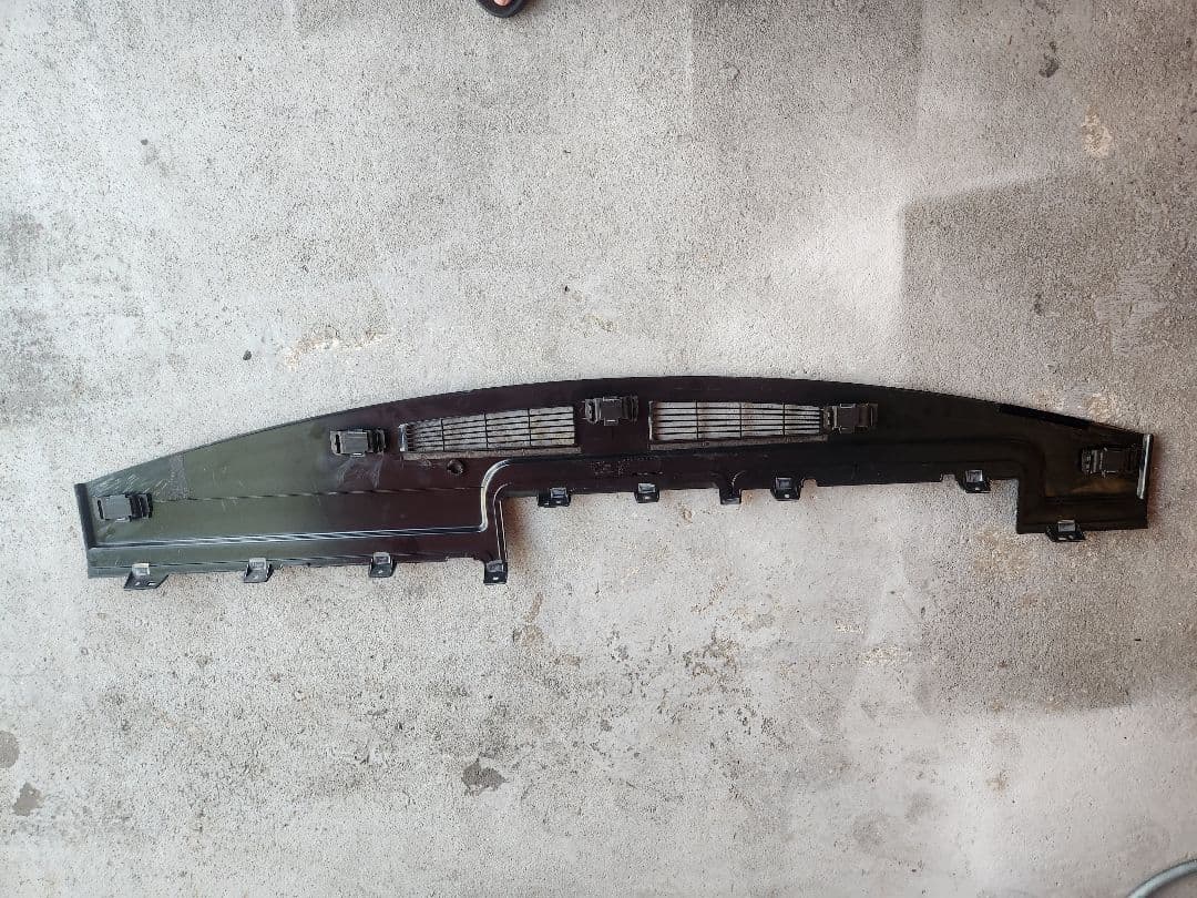 ハマーH2 ダッシュボードパネル 割れ無し！03'～07 品数極少！現物限り！