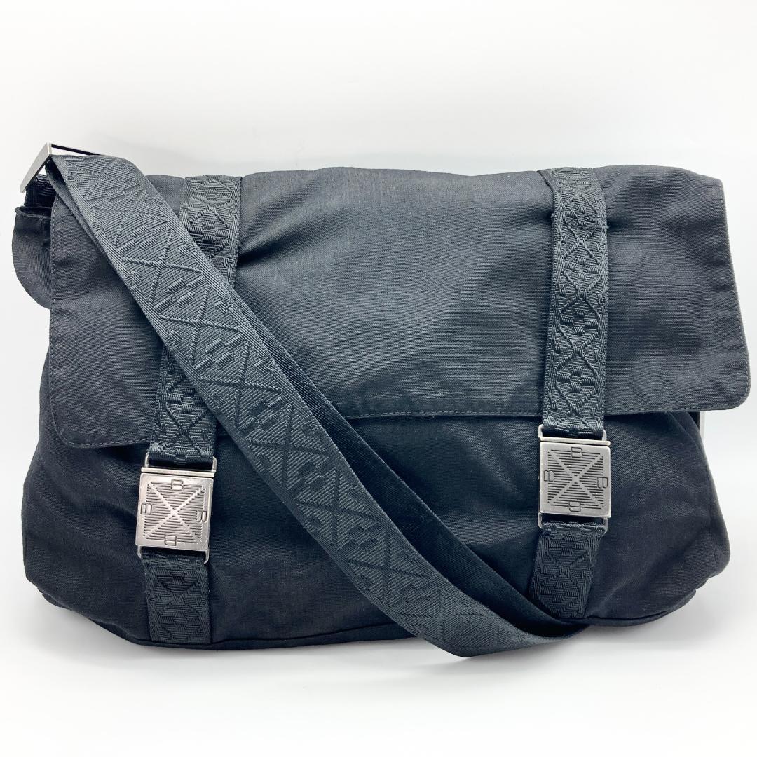 レア 美品　ボッテガヴェネタ　メッセンジャーバッグ　ショルダーバッグ