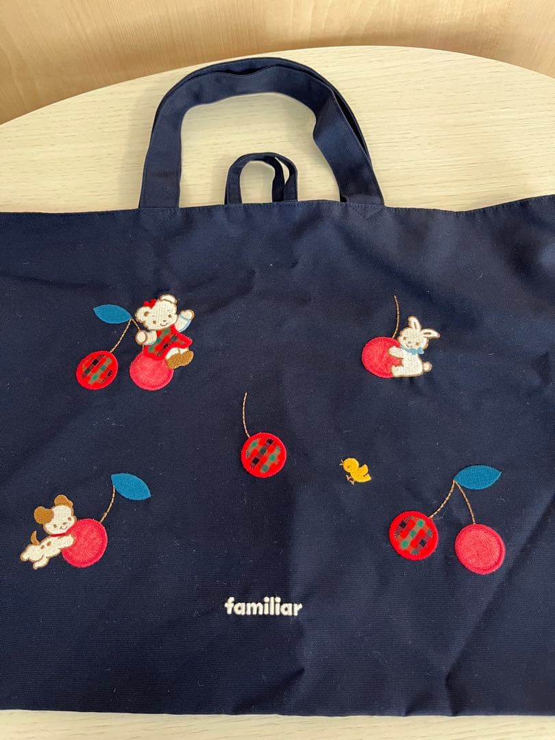 【完売】ファミリア　familiar レッスンバッグ　トートバッグ　幼稚園　入園