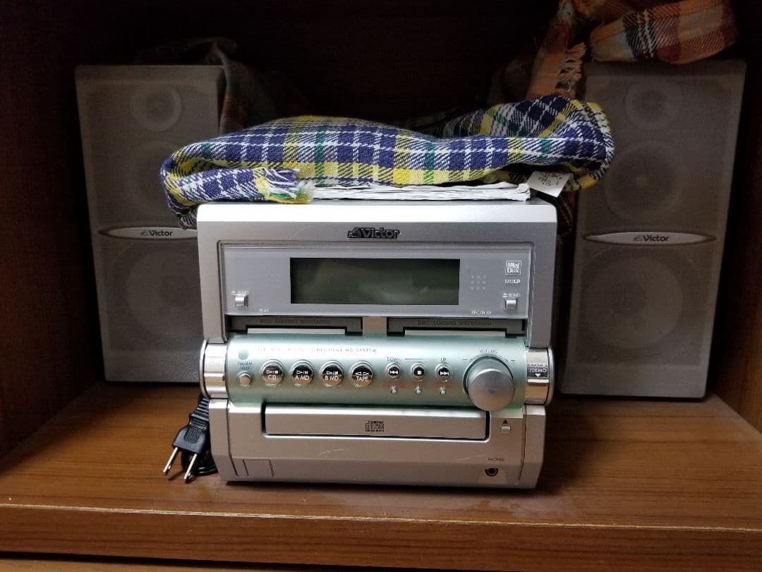 VictorデッキとMDからmicroSDへ変換ケーブル付き