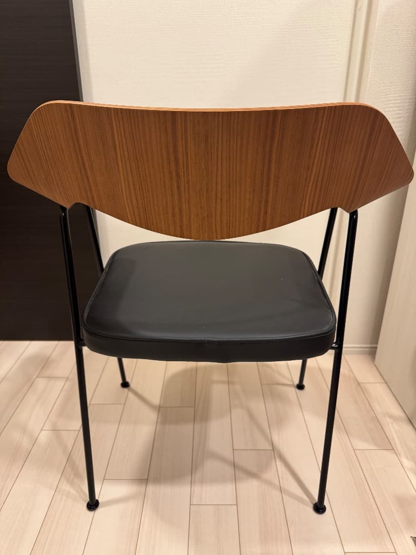 ヤマ　ACTUS Case 675チェア