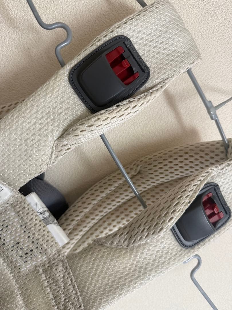 ベビービョルン　ハーモニー　クリーム　抱っこ紐