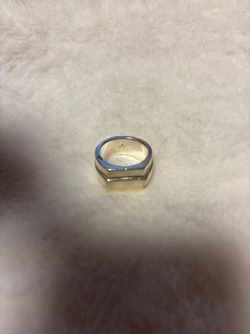 GUCCI シルバーリング