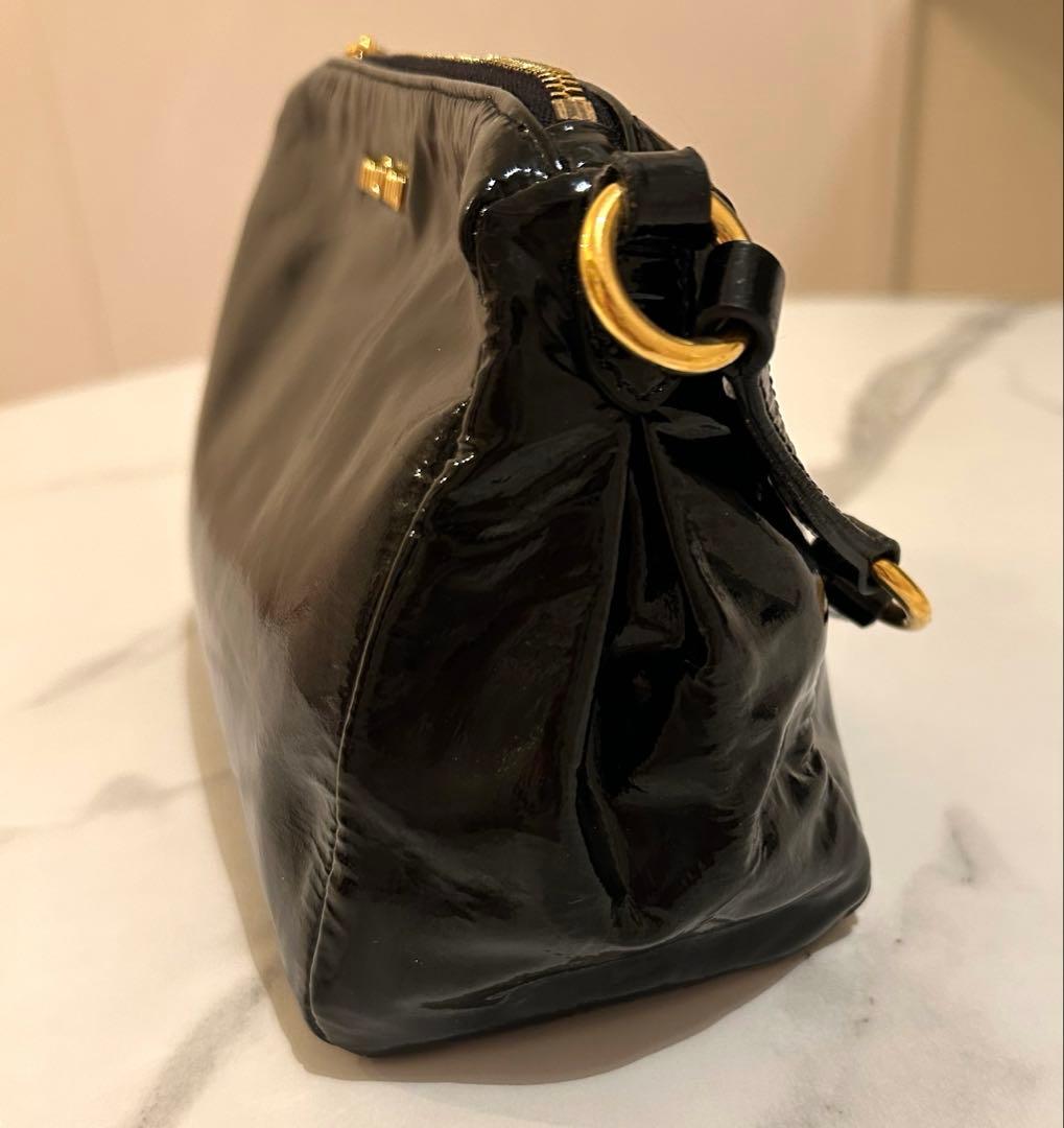 最終値下げ✨miumiu 黒 ハンドバッグ　ハートチャーム