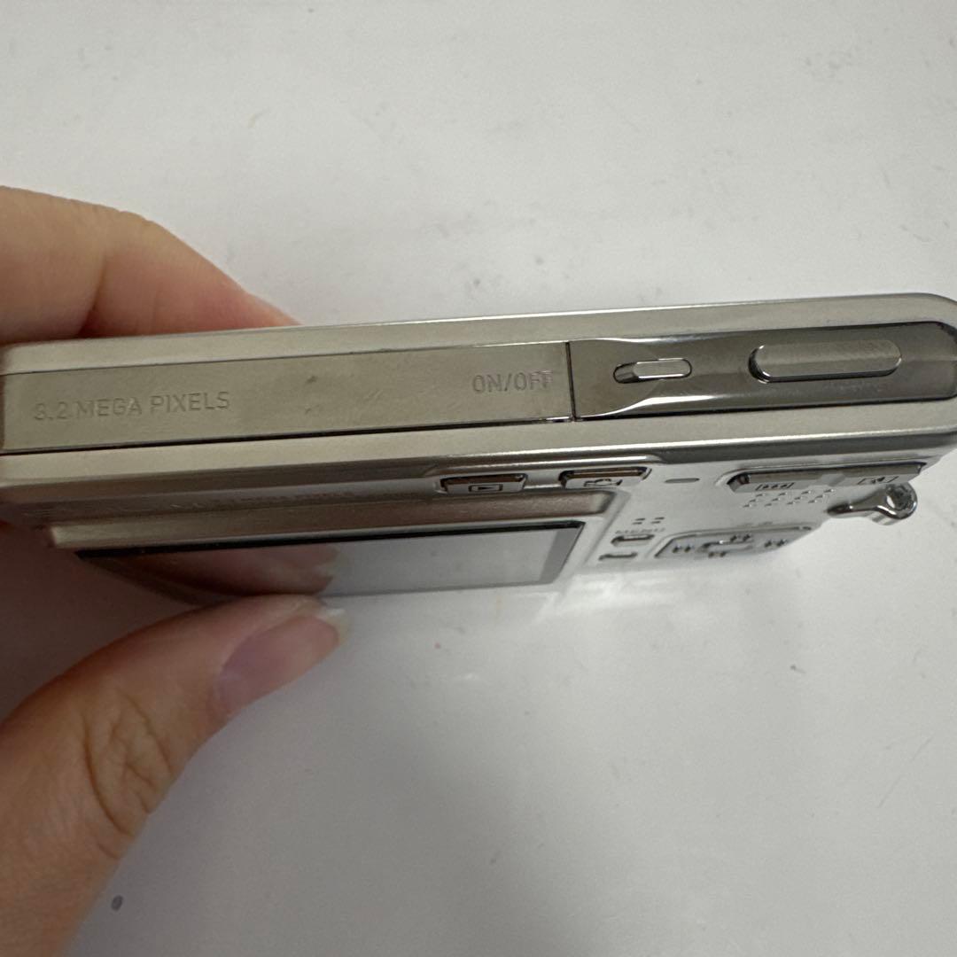 CASIO EXILIM EX-S100 デジタルカメラ