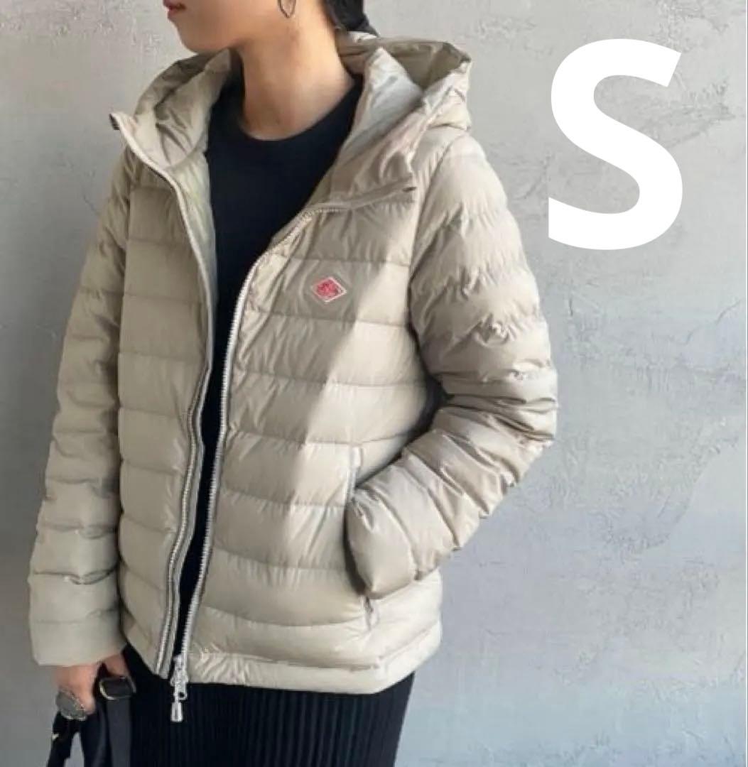 DANTONダントン ミドル丈フード付きダウンジャケットレディースベージュS