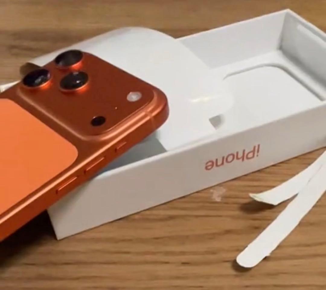 iPhone 17 Pro Max (コズミックオレンジ)512GB