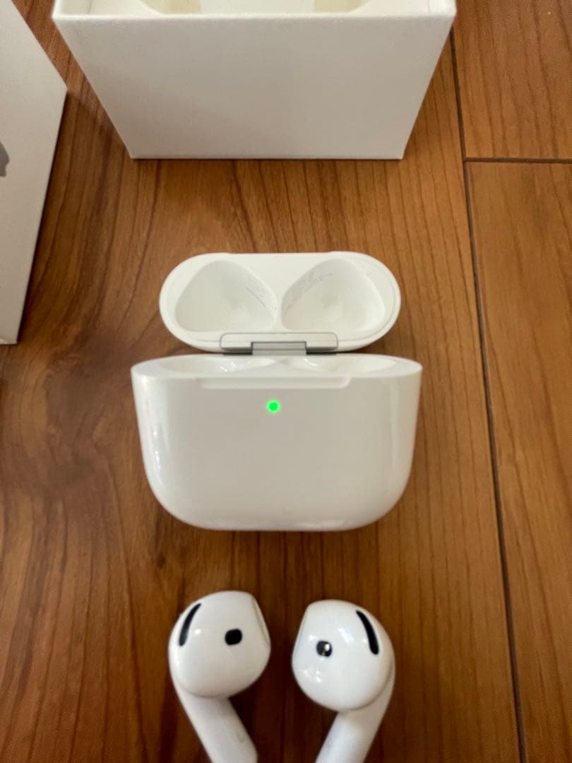 11 AirPods 第4世代 ANC Apple純正品 美品　完動品