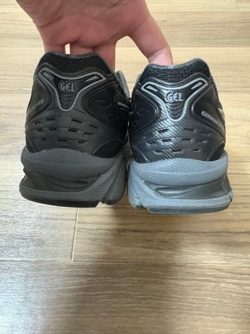 asics UNAFFECTED ゲルカヤノ14 27センチ