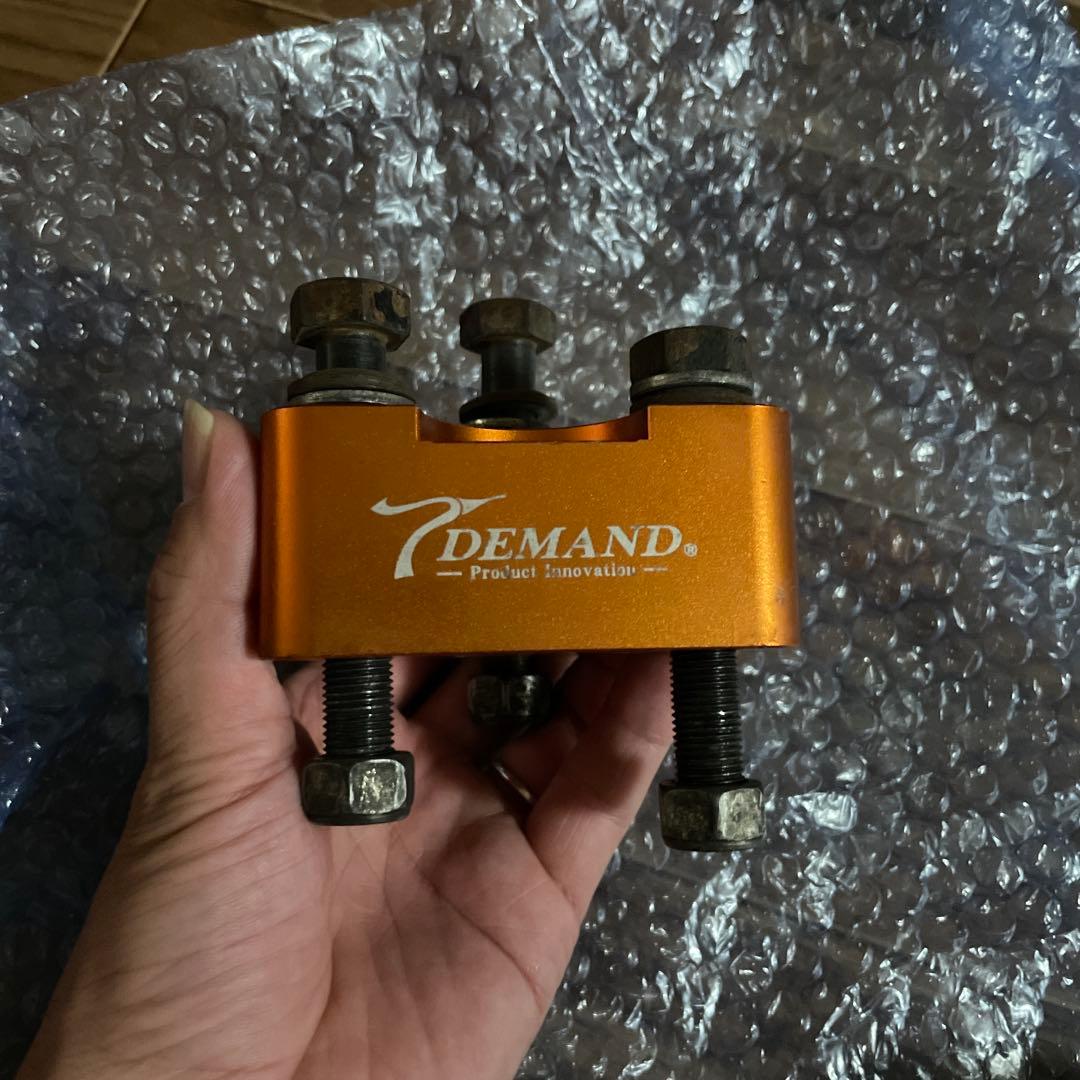 プリウスα ロールセンターアダプター