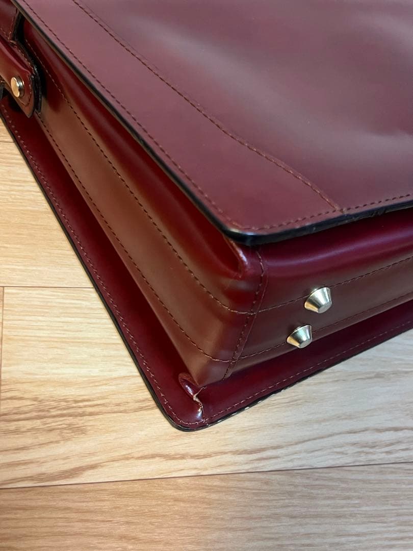 ダレスバッグ　ビジネスバッグ　ワインレッド