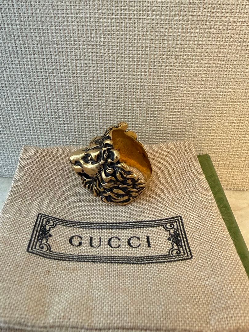 GUCCI ライオンヘッドリング