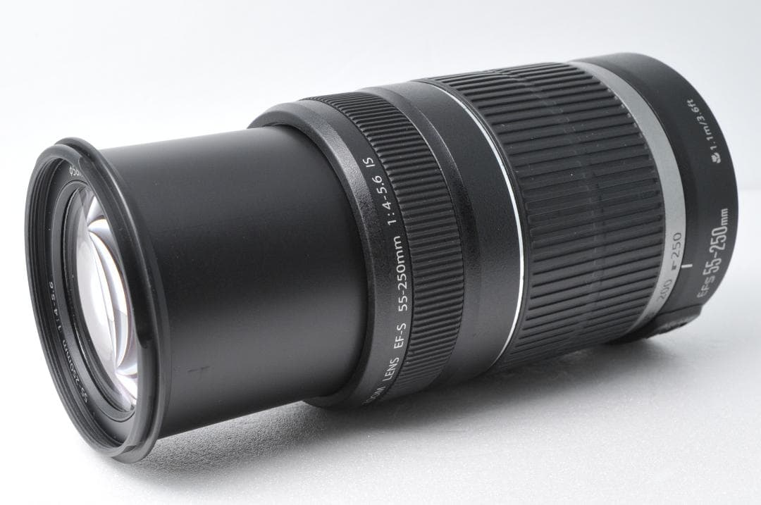 望遠レンズ Canon EF-S 55-250mm IS⭐️ズームレンズ
