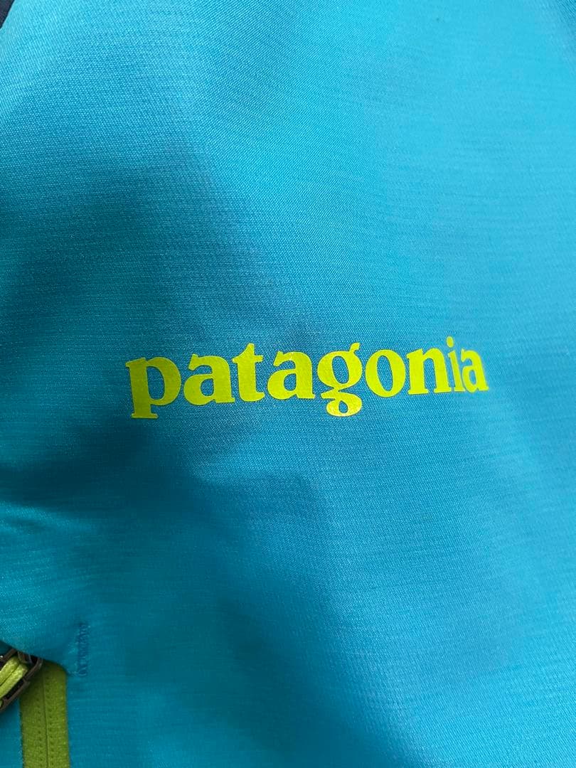 美品　patagonia / パタゴニア　シェルジャケット　ブルー　L