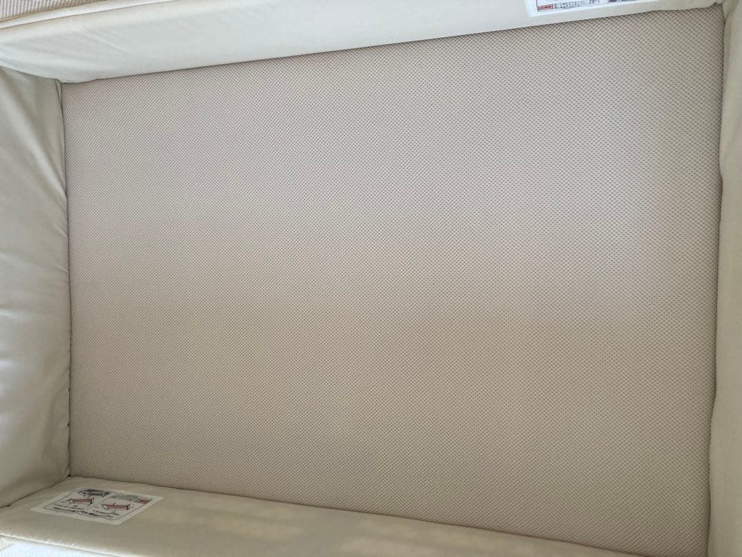 【あり⭐︎さん専用】アップリカ ココネルエアー　ホワイトグレー　ベビーベッド