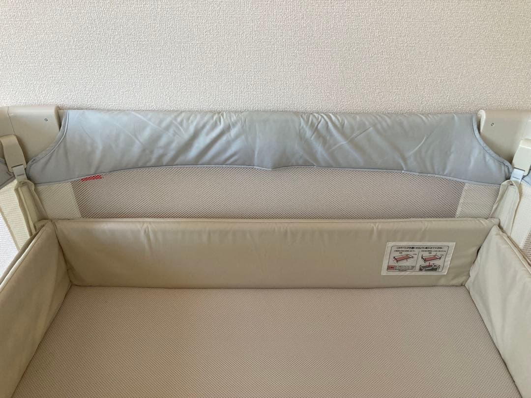 【あり⭐︎さん専用】アップリカ ココネルエアー　ホワイトグレー　ベビーベッド