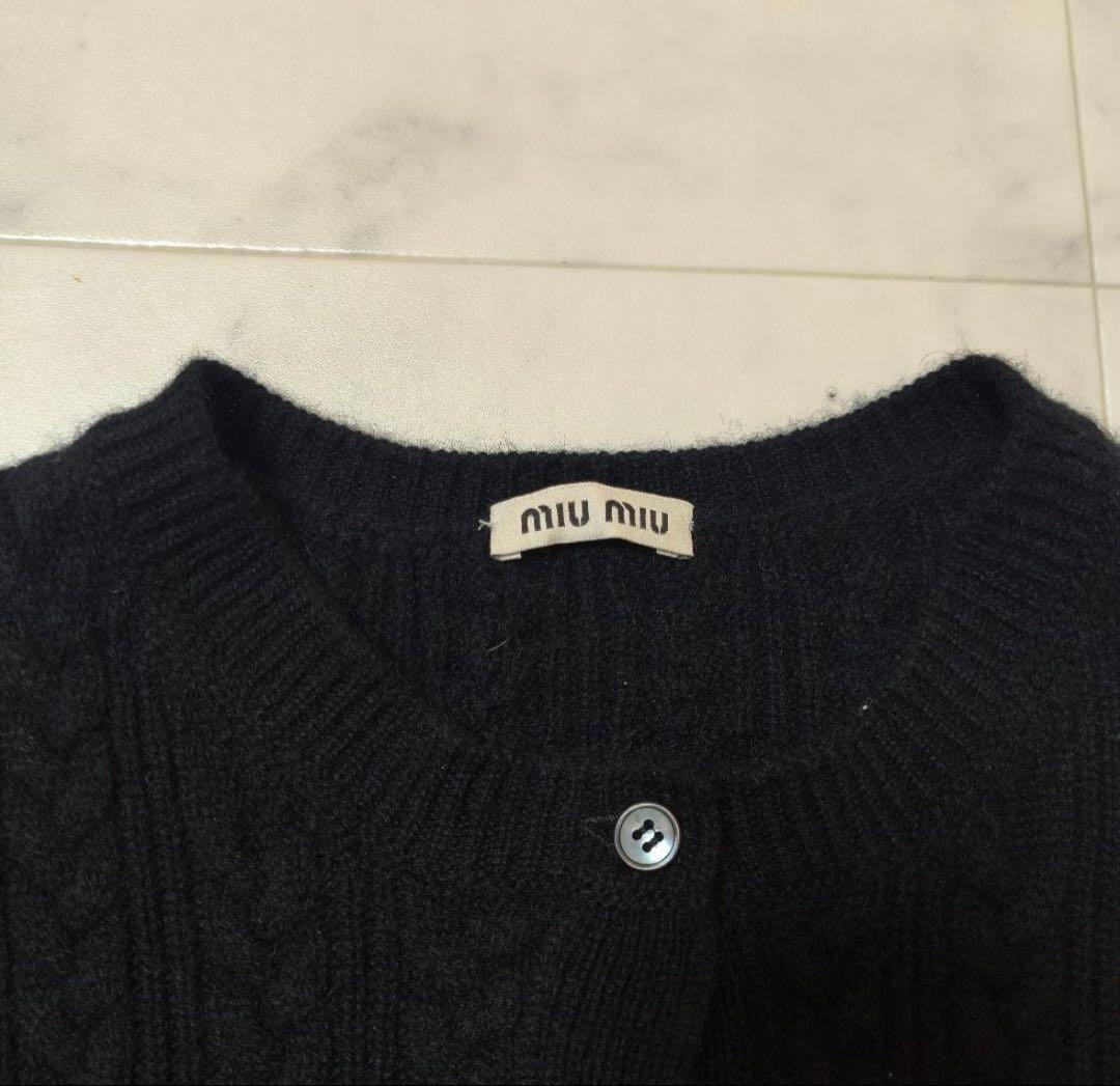miu miu ブラック ケーブルニットカーディガン