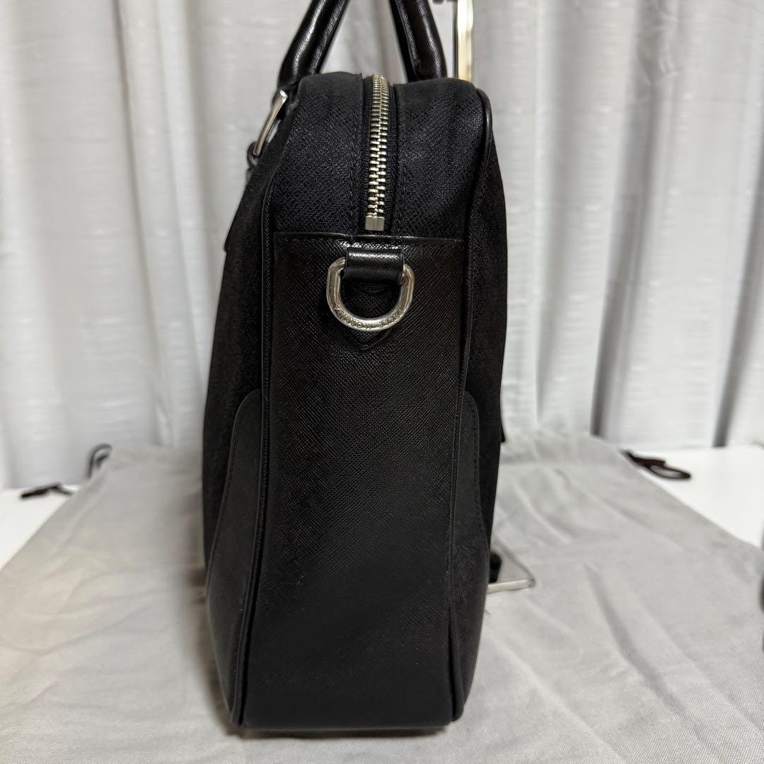 極美品✨ペッレモルビダ　キャピターノ　ビジネスバッグ　レザー　ブラック