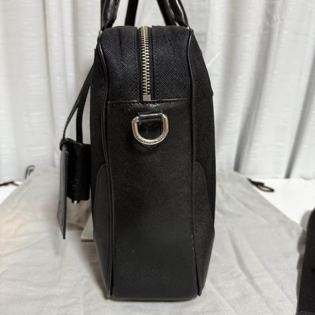 極美品✨ペッレモルビダ　キャピターノ　ビジネスバッグ　レザー　ブラック