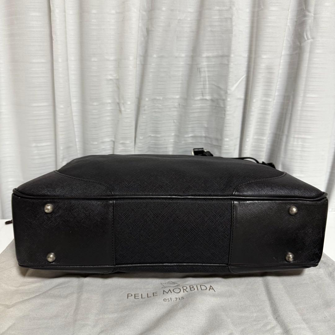 極美品✨ペッレモルビダ　キャピターノ　ビジネスバッグ　レザー　ブラック