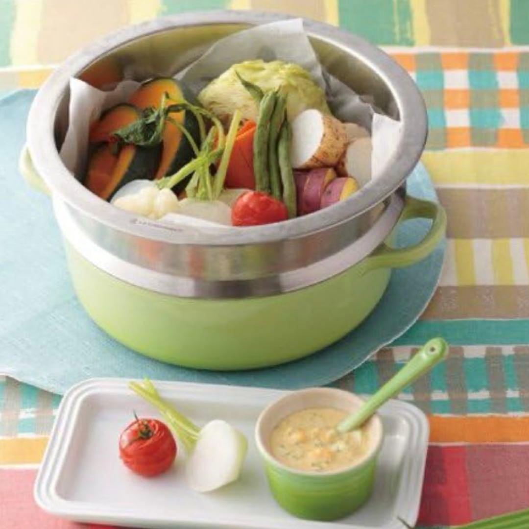 LE CREUSET 両手鍋 24cm ステンレス蒸し器付き
