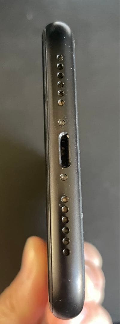 Apple iPhone xr ブラック 本体