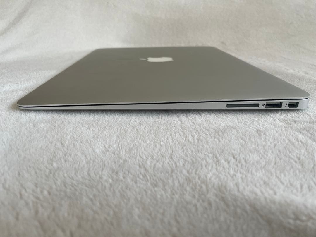 MacBook本体 Apple MacBook Air(13-inch, Mid 2013) 6.2