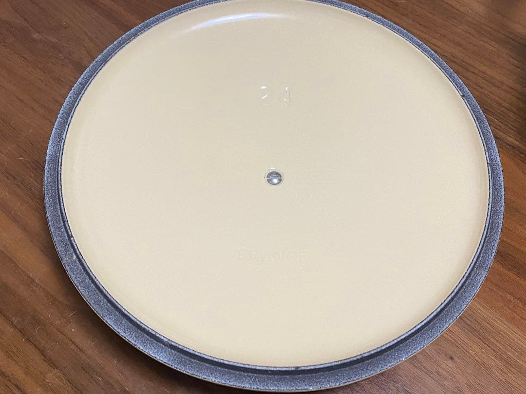 【美品】ル・クルーゼ 両手鍋 24