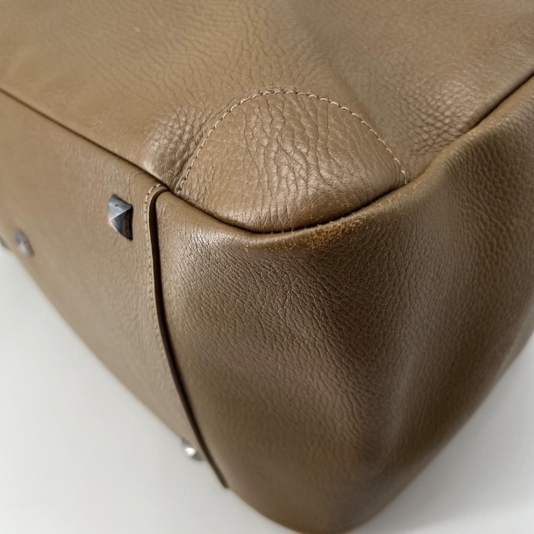 13368ゴールデングース エキパージュシボ革 レザー ボストンバッグ刺繍カーキ