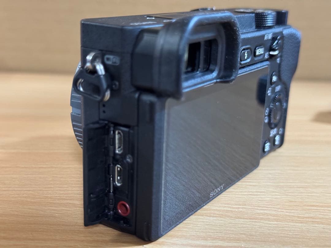 【値下げ】SONY α6400 本体、純正バッテリー2個、純正充電器