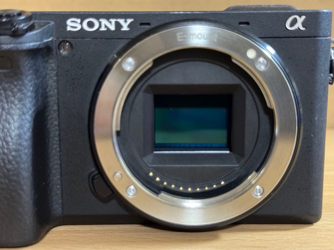 【値下げ】SONY α6400 本体、純正バッテリー2個、純正充電器