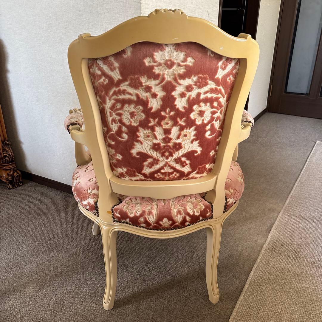 カリモク　ドマーニルイXV ルイ15世 ダイニングチェア①