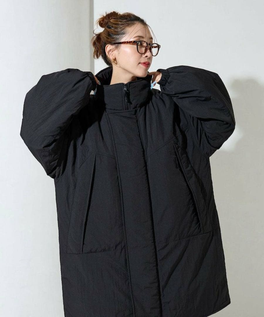 FREAK’S STOREシンサレートTM中綿 モンスター パーカー 限定展開