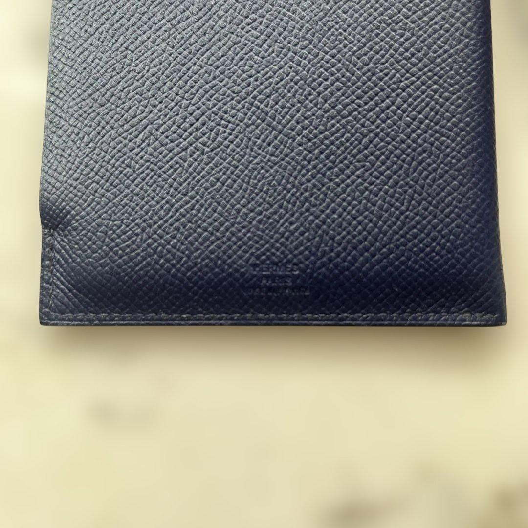 エルメス HERMESネイビー レザー パスポートケース 型押し 直営店購入