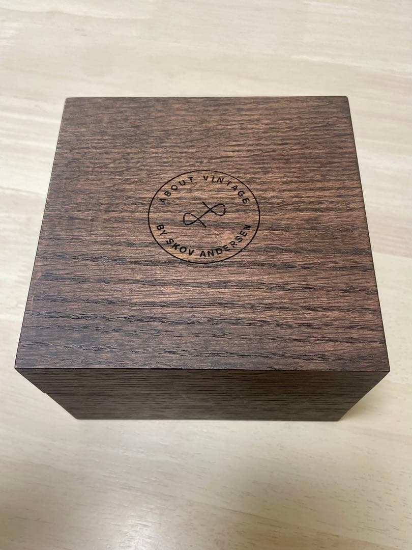 ABOUT VINTAGEクロノグラフ1844モデル