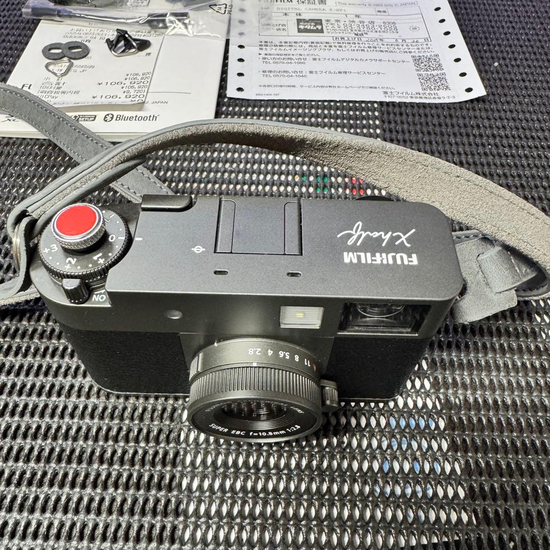 FUJIFILM X-half デジタルカメラ チャコールシルバー　富士フイルム