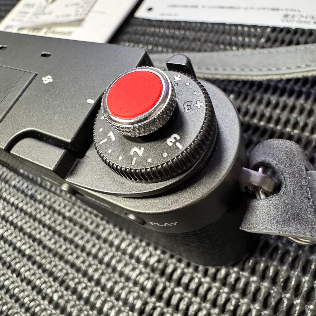 FUJIFILM X-half デジタルカメラ チャコールシルバー　富士フイルム