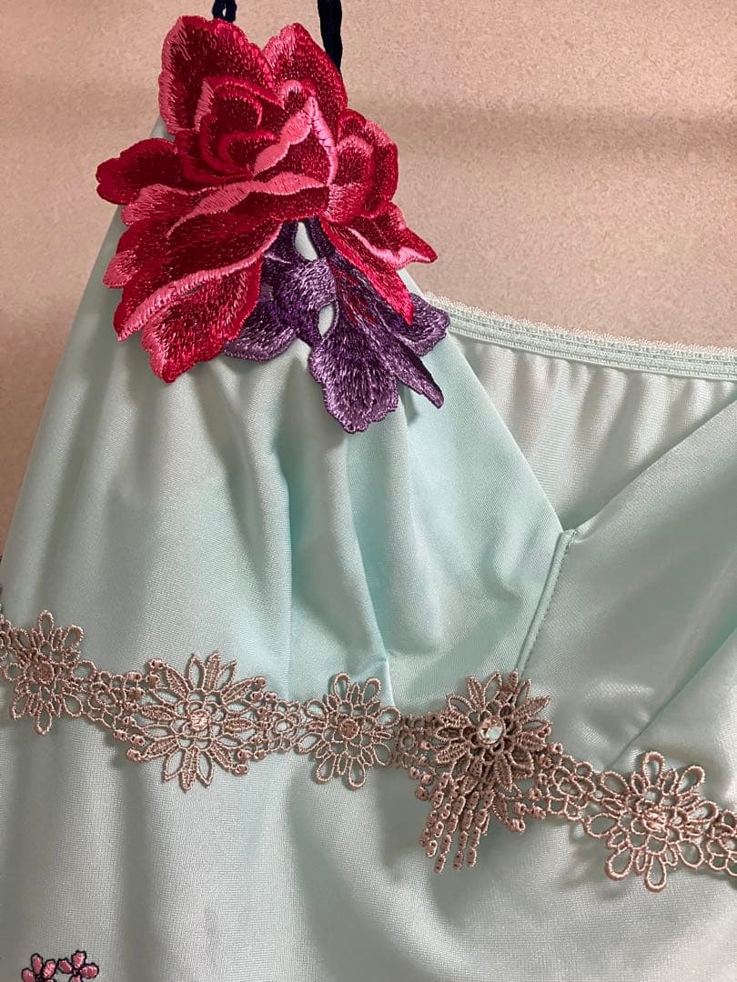 サルート キャミソール Ｌ 74 ワコール