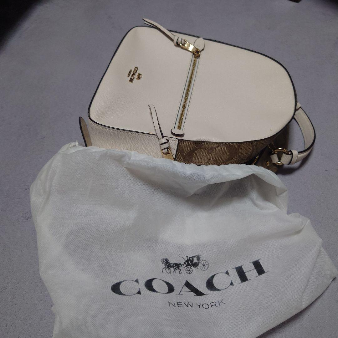 コーチデイリュック