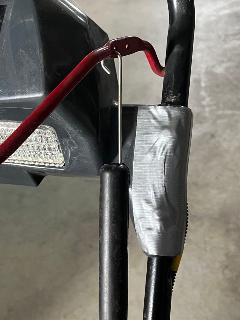 ブリッグス＆ストラットン 1222EE 小型除雪機　ガソリン7.5馬力　値引き中