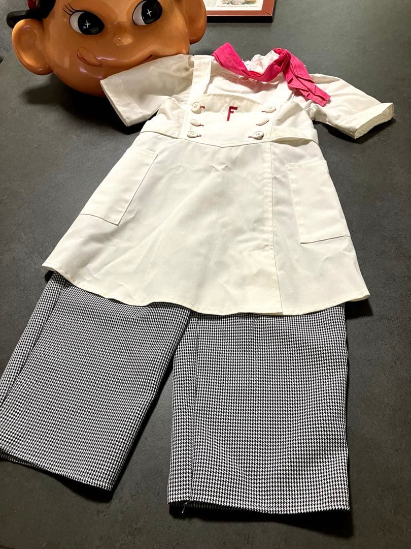 110cm店頭ペコちゃん人形の衣装☆不二家スタッフユニフォーム☆定番☆美品