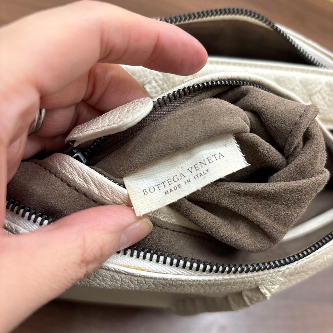 BOTTEGA VENETA イントレチャート チェルボ ホーボー ハンドバッグ
