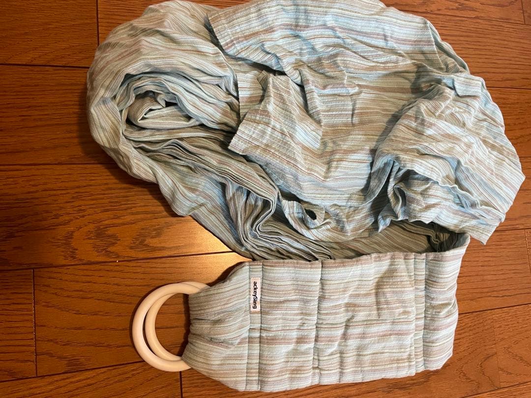 アッキースリング