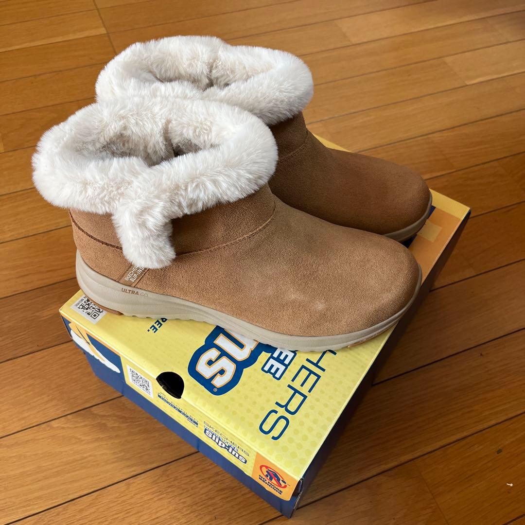 SKECHERS レディース スリップイン　冬用ブーツ24cm