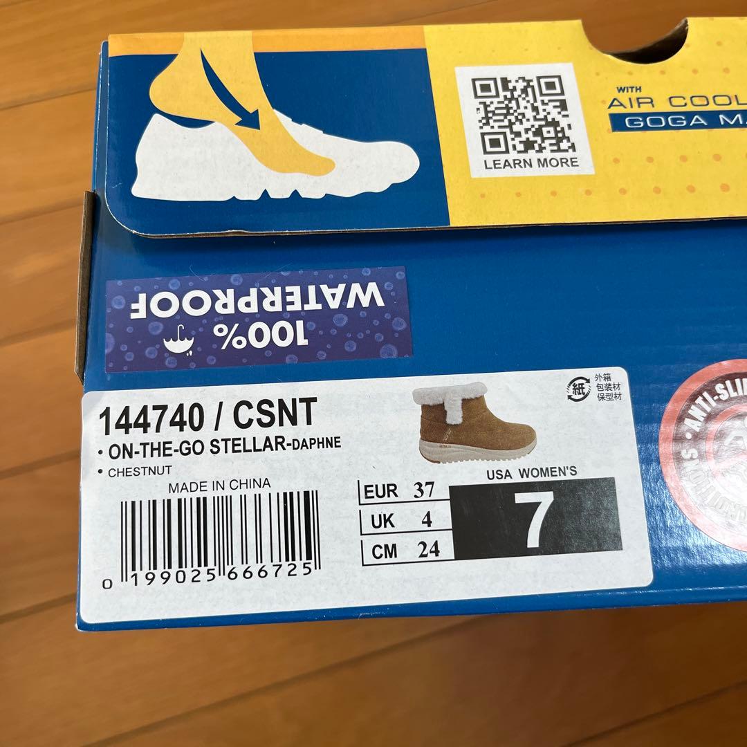 SKECHERS レディース スリップイン　冬用ブーツ24cm