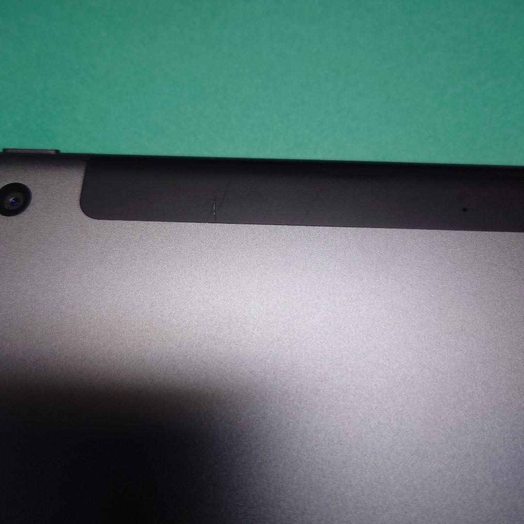 Apple iPad 第８世代 Cellular　32GBスペースグレー 本体